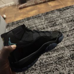 Jordan 11 Gamma 