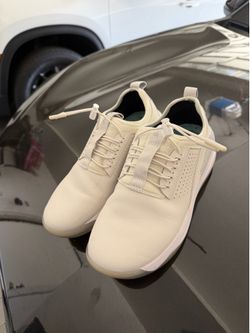 White clove nursing shoes