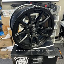 Icon Vector 5 17x8.5 5x150 +25 S BLK
