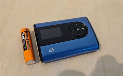 GPX 2GB Digital MP3/WMA Audio Player (MW240BU)