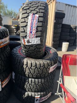 LT 35/12.50/17 American Roadstar RT Tires