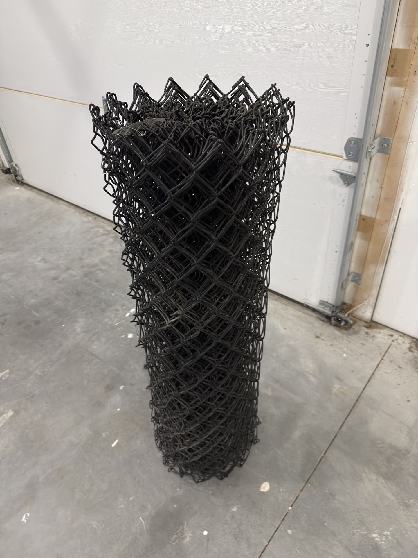 NEW 48 in. x 50 ft. 9-Gauge Galvanized Steel Black Chain Link Fence Fabric