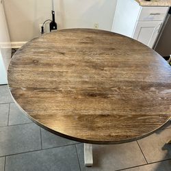 Dinning Table 