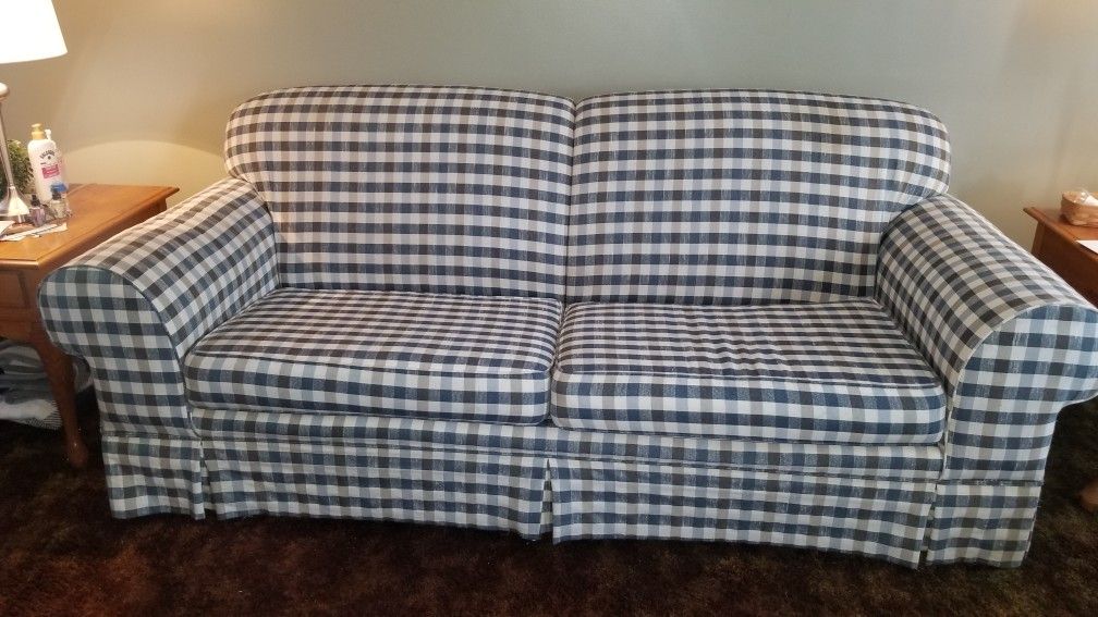 Couch & Loveseat -matching