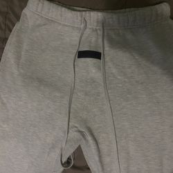 Fear of God Essentials Sweatpants | S