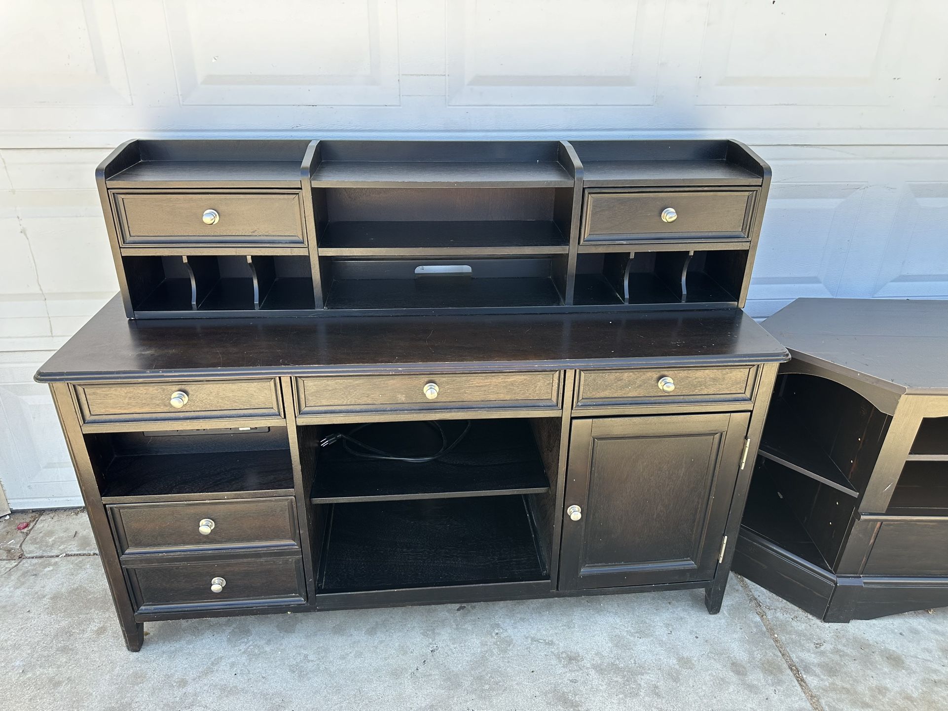 Free Desk, Tvs Stand