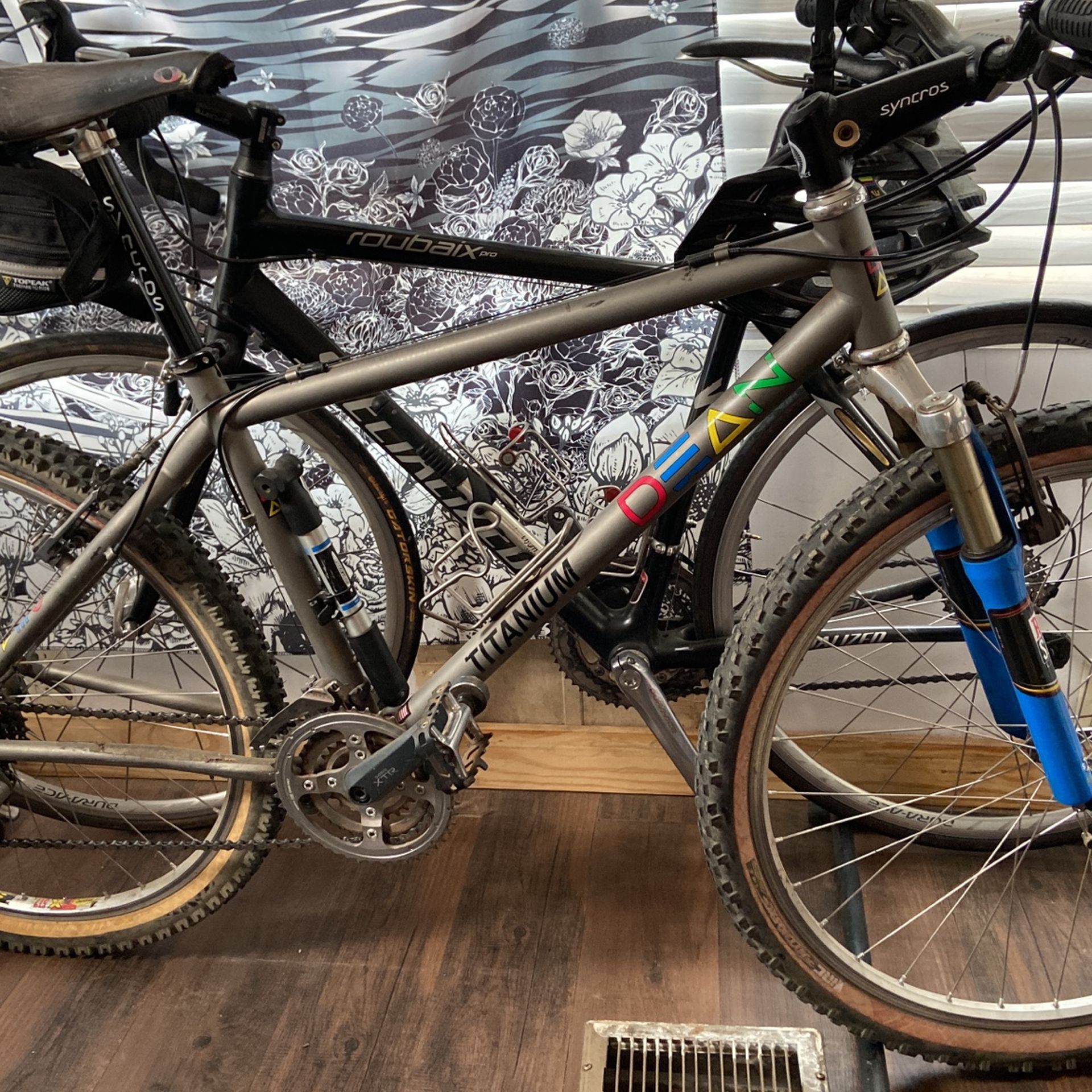 Dean Titanium Mountain Bike, X T R Components