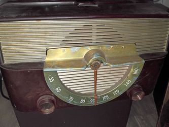 1950s zenith turntable radio in good condition