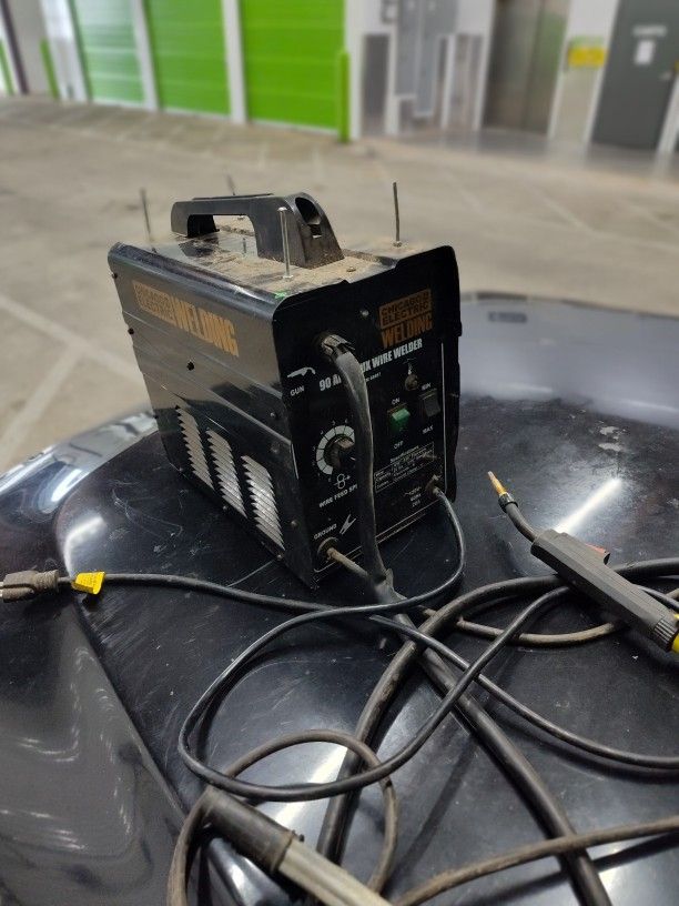 90 Amp Flux Wire Feed Chicago WELDER