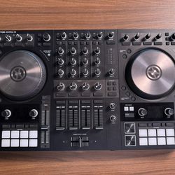 Dj Controller Traktor Kontrol S4 MK3 – Excellent Condition 
