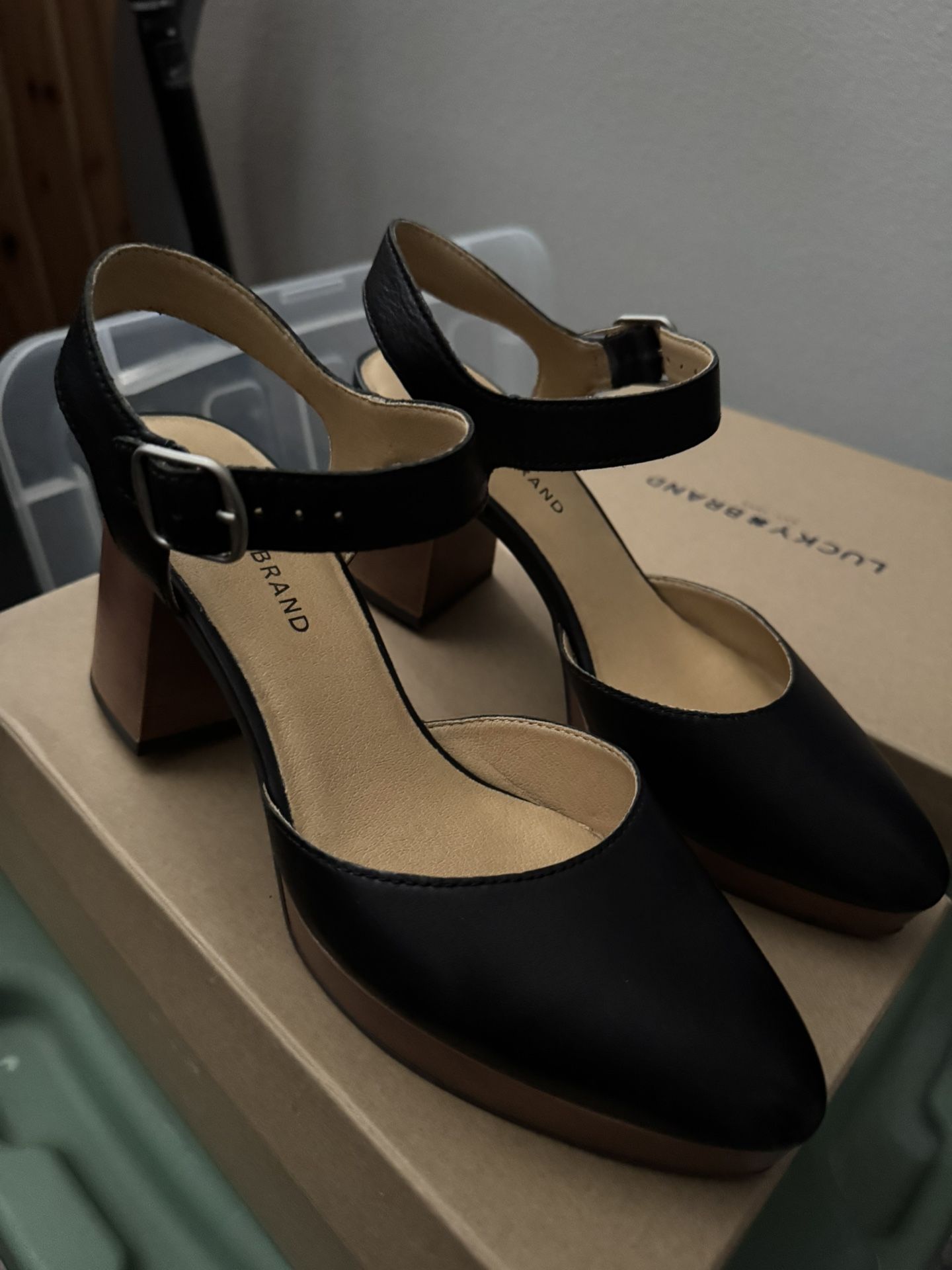 Lucky brand Heel New