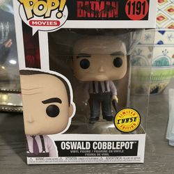 The Batman Oswald Cobblepot Chase Funko Pop!
