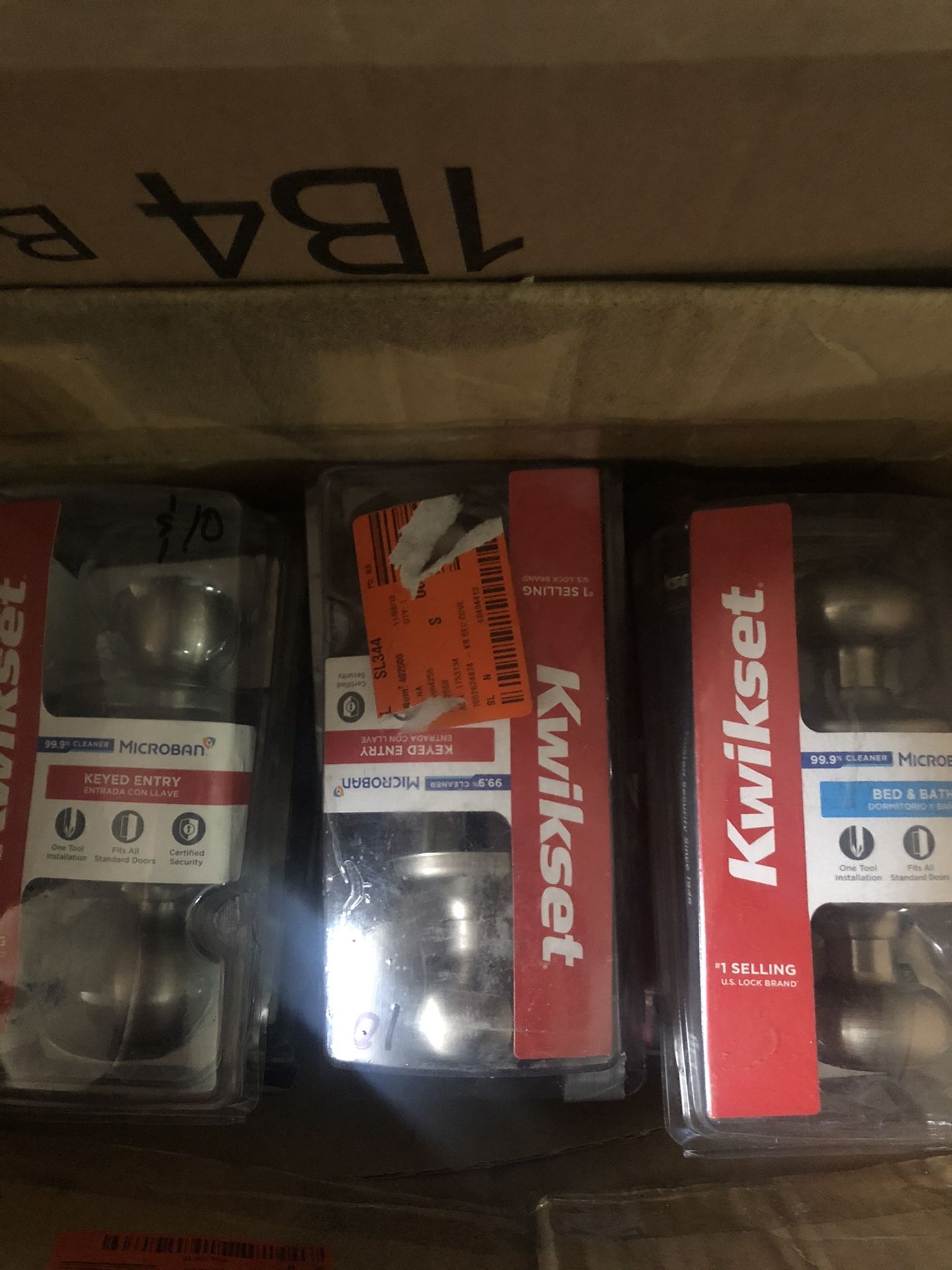 KEYED DOOR LOCKS