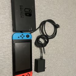 Nintendo Switch 