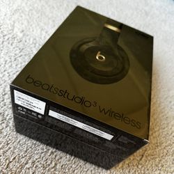 Beats Studio3  Wireless Camo Collection