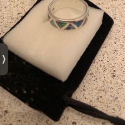 Silver Embedded Colors