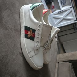 Gucci Womans Shoes. 