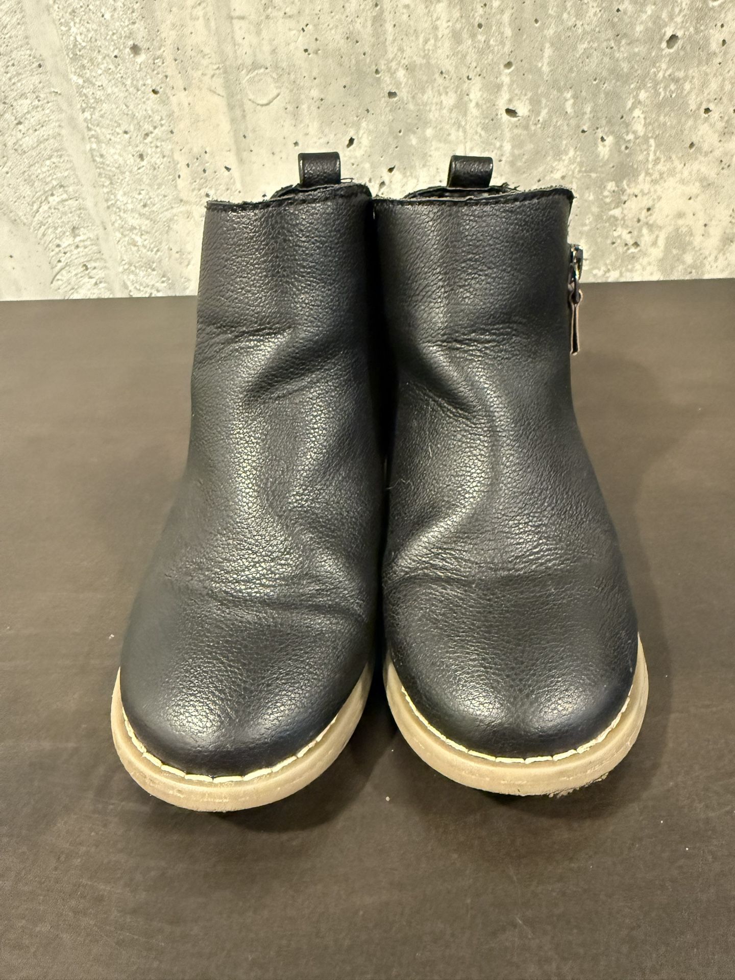Black Faux Leather Ankle Boots - toddler girl size 10