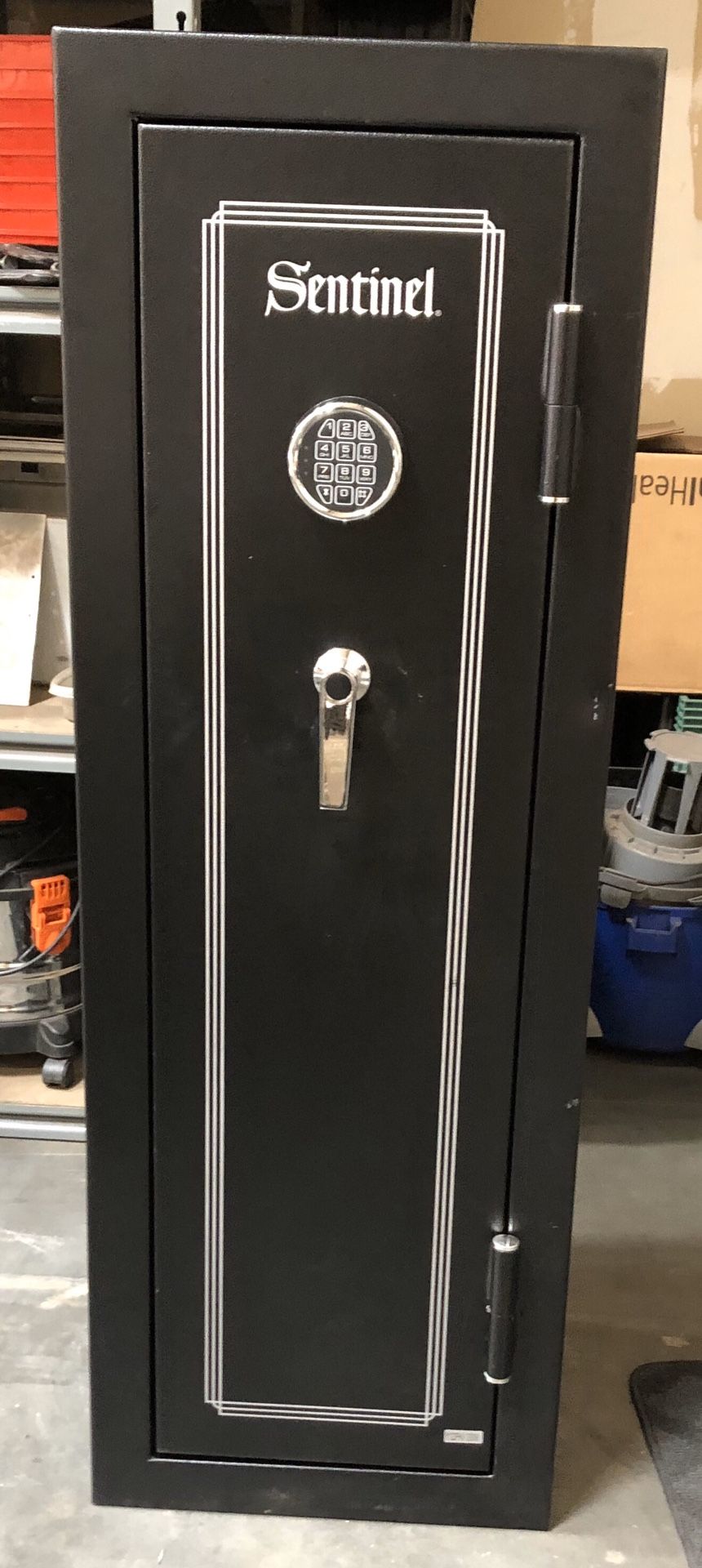 Gun Safe by Sentinel