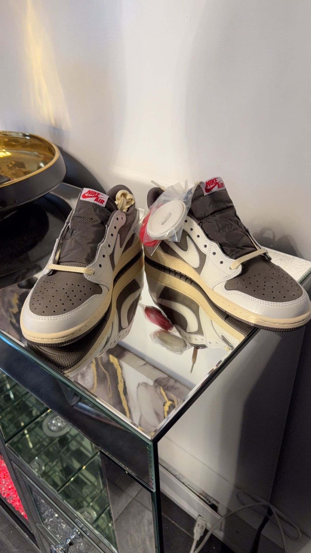 Travis Scott Ai Jordan 1 Low