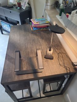 Laptop Riser & Lamp