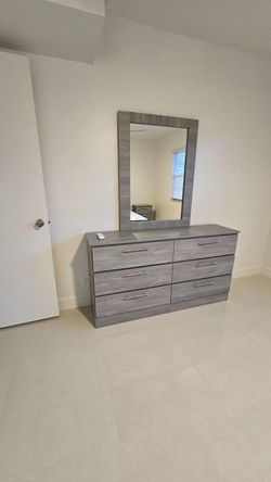 🆕️ DRESSER WITH MIRROR // CÓMODA CON ESPEJO 🆕️