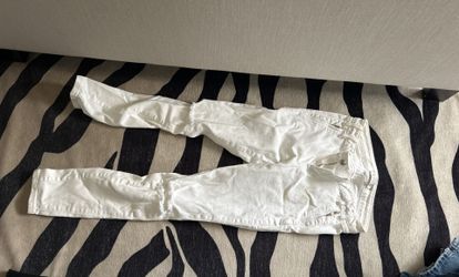 Guess JEANS