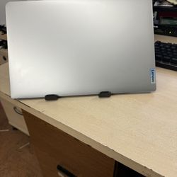 Lenovo ideaPad 1 15ADA7 AMD Athalon Silver 3050U 4GB 128GB Windows 11 Home