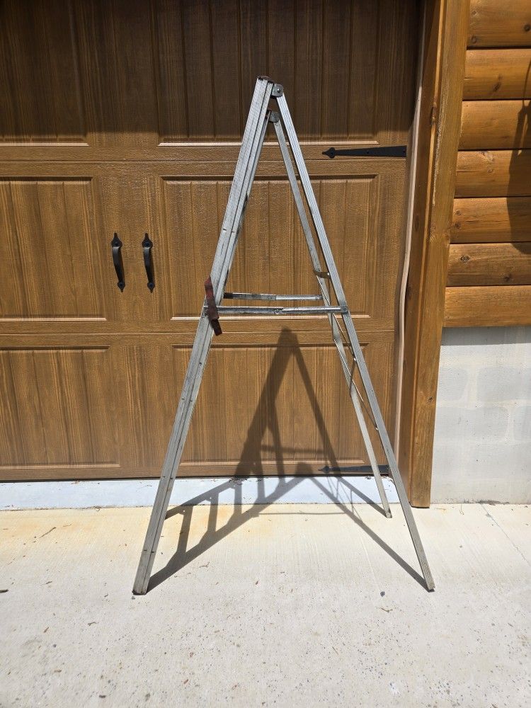 A Frame Ladder For RVs