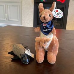 Australian Kangaroo and Platypus NWT Excellent Condition Souvenirs from Aus 