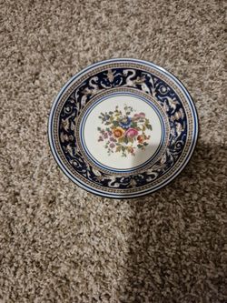 Wedgwood China Dark Blue Florentine- Set of 6 Small Bowls