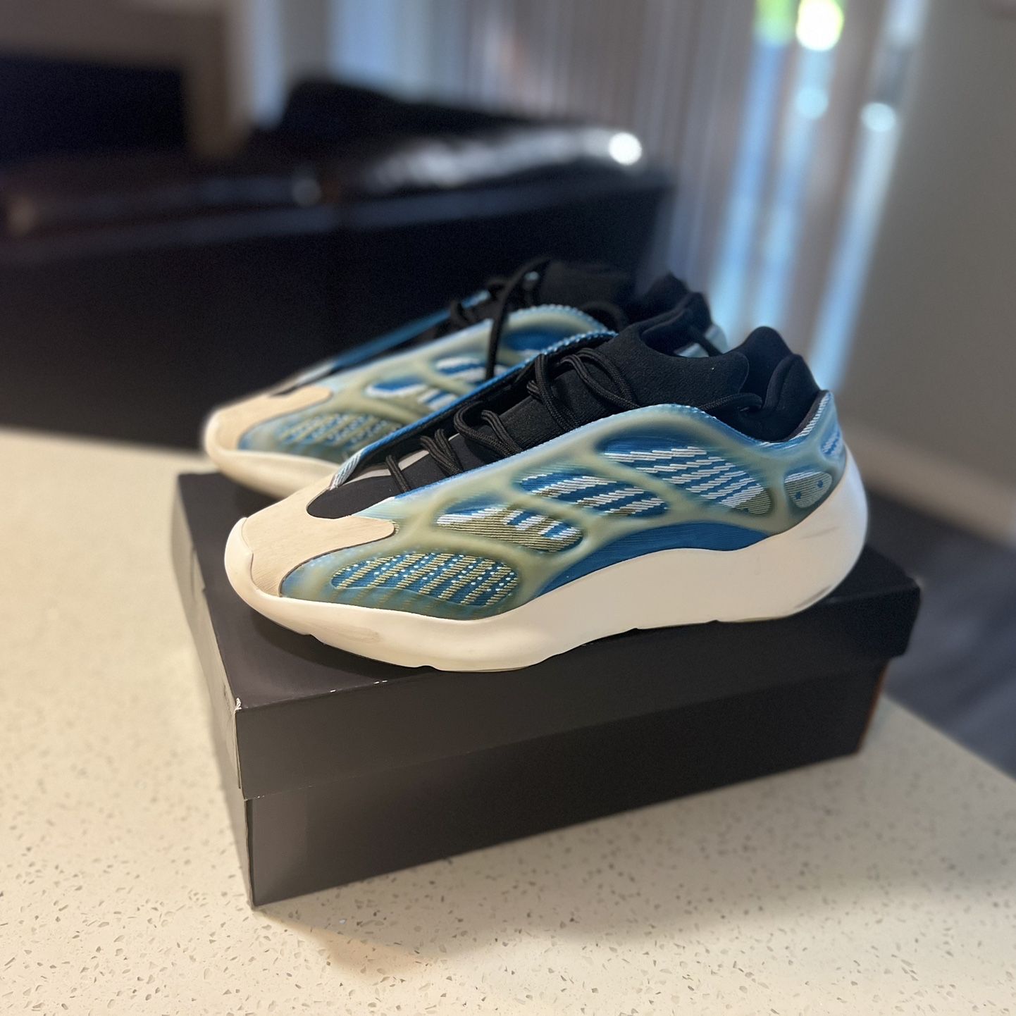 Yeezy 700 sale wa