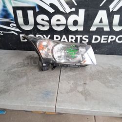 11-16.  CHEVY CRUZE  RH HEADLIGHT 