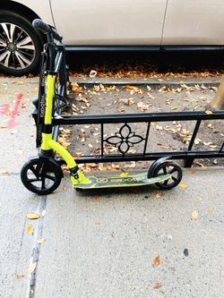 **OPEN TO OFFERS** Scooter Adult size!!