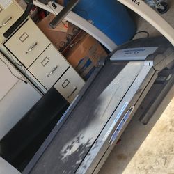 proform treadmill 680 lt