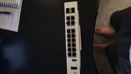 Fortinet 81e POE