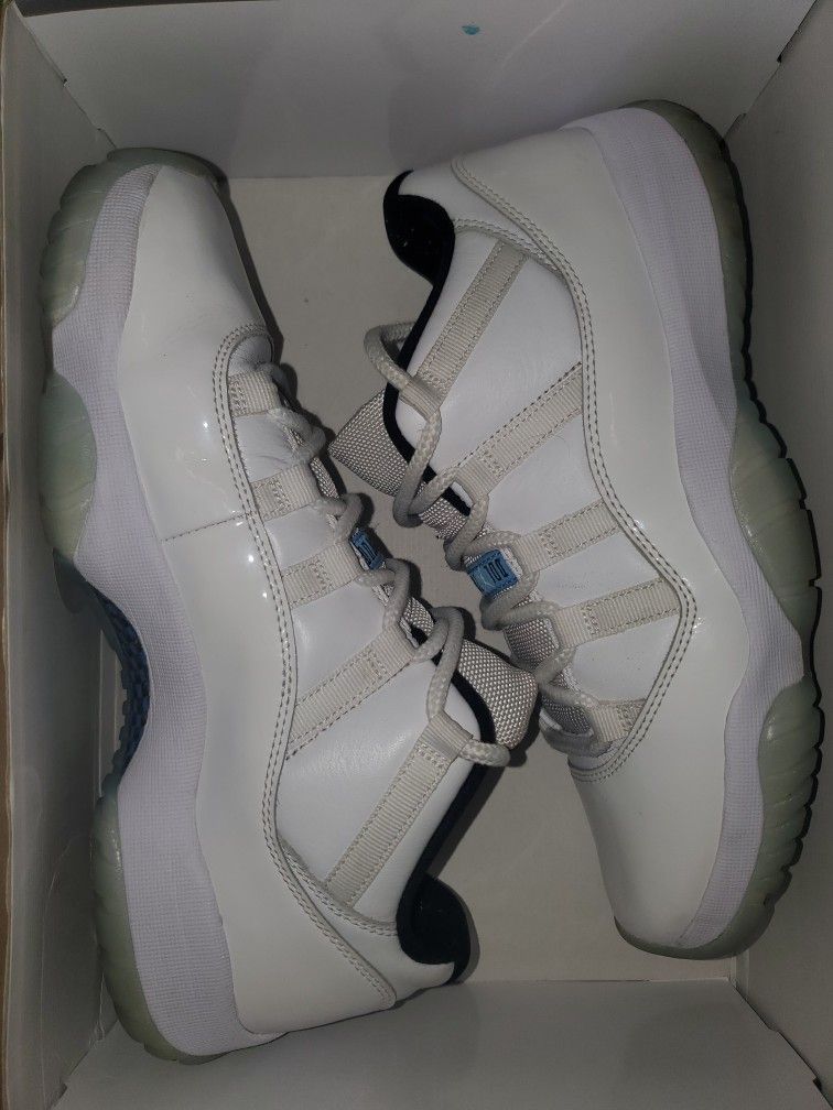 Jordan's Retro 11s - Size '9.5 Men - Authentic's Original Box Included