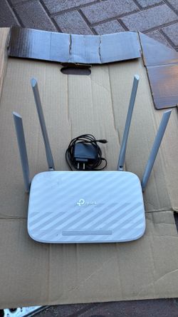 TP-Link AC1200 Dual Band Wireless Wi-Fi Router + Power Adapter