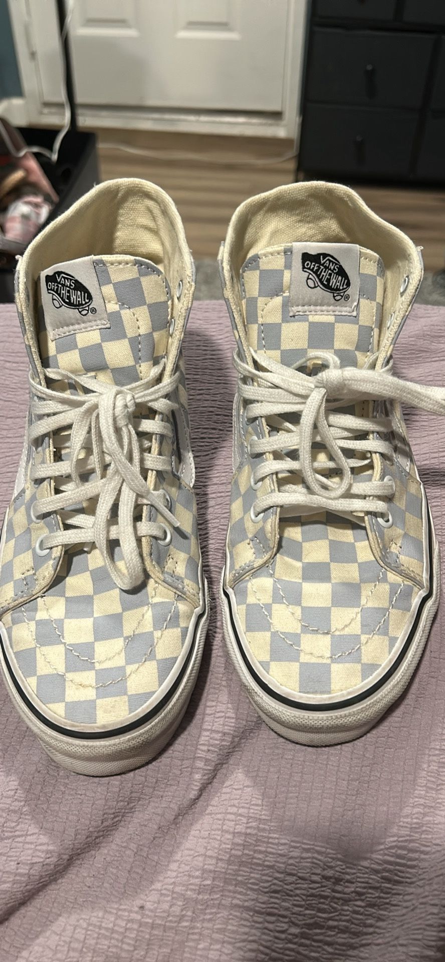 Vans High Tops 7.5