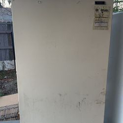 Commercial freezer