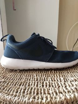 Nike shoes size 8.5
