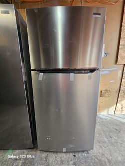 Frigidaire Stainless Steel Top Freezer