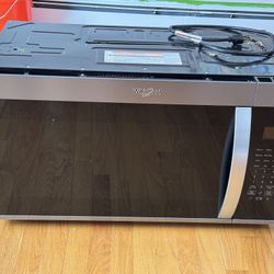 Whirlpool Microwave(brand new)