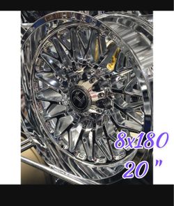 Heavy-duty 20s for your 2500/3500 HD! 🛞💪 ​⚡ Size: 20" 💥 Bolt Pattern: 8x180 🛻 Fits: Chevy Silverado & GMC Sierra 2500HD / 3500HD 🔥 Built tough fo