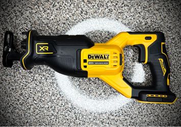 NEW DEWALT 20V XR Brushless Reciprocating Saw DCS382 Tool Only