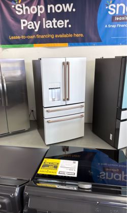 Café 29 Cubic Feet French Door Refrigerator Brand New 1 Year Manufacturers Warranty!