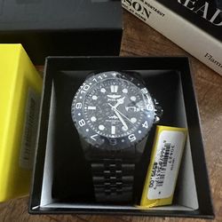 Invicta Men's Watch Pro Diver Quartz Rotating Bezel Black Dial Bracelet 30627