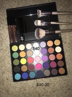 Makeup bundle