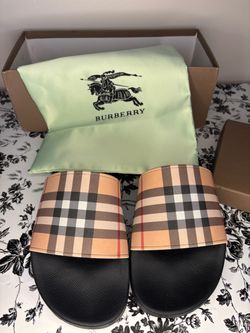 Burberry Vintage Check Slides Size 8.5