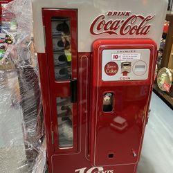 VINTAGE 10 CENT COCA COLA MACHINE MINT CONDITION 